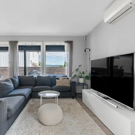 Holiday home Relaxed Getaway With Heated Swimming Pool