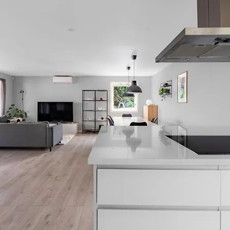 Relaxed Getaway With Heated Swimming Pool Ferienhaus Oslo